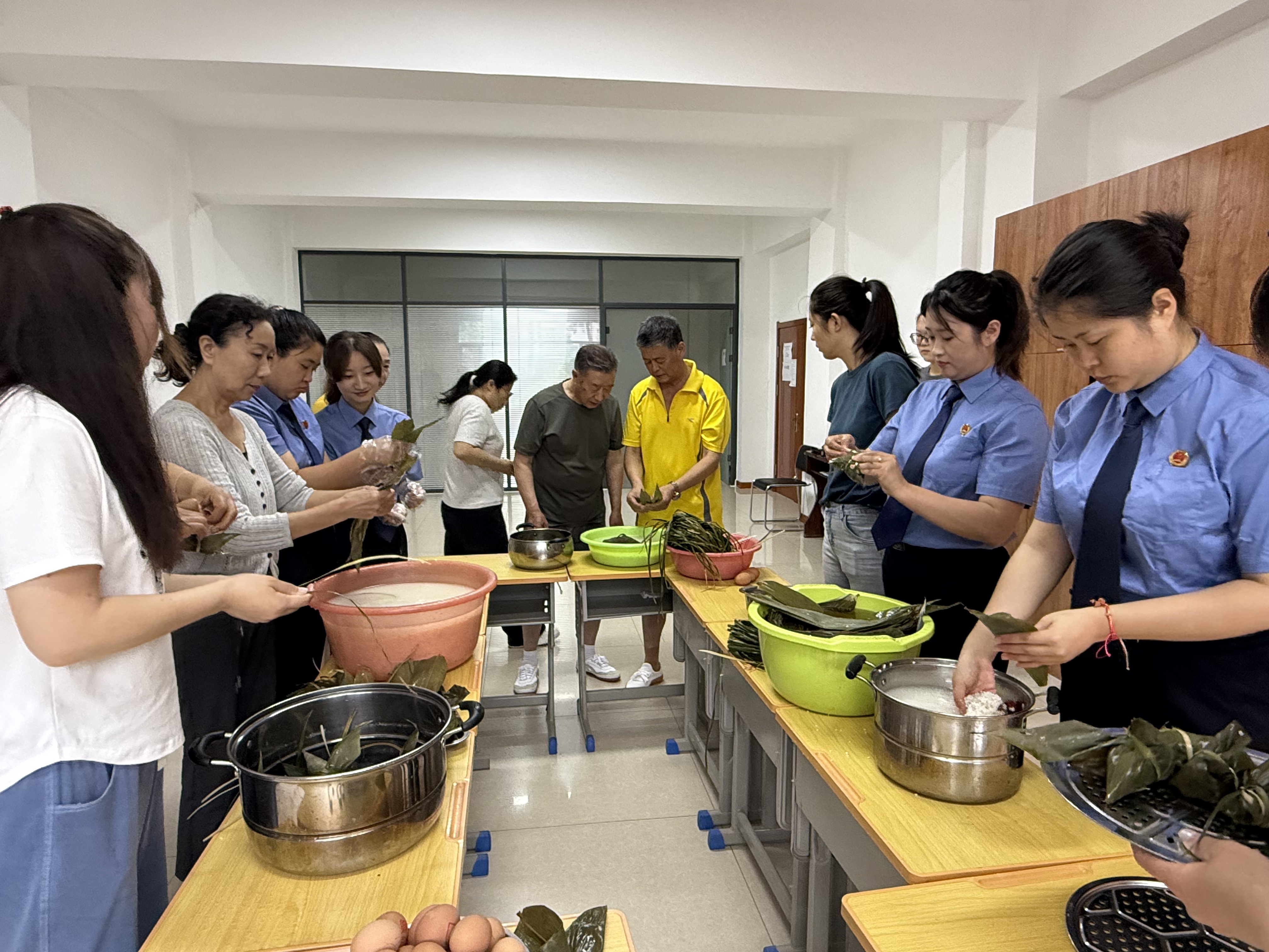 粽叶飘香迎端午 检察温情暖民心